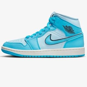Nike Air Jordan 1 Mid SE - size 8.5 women’s